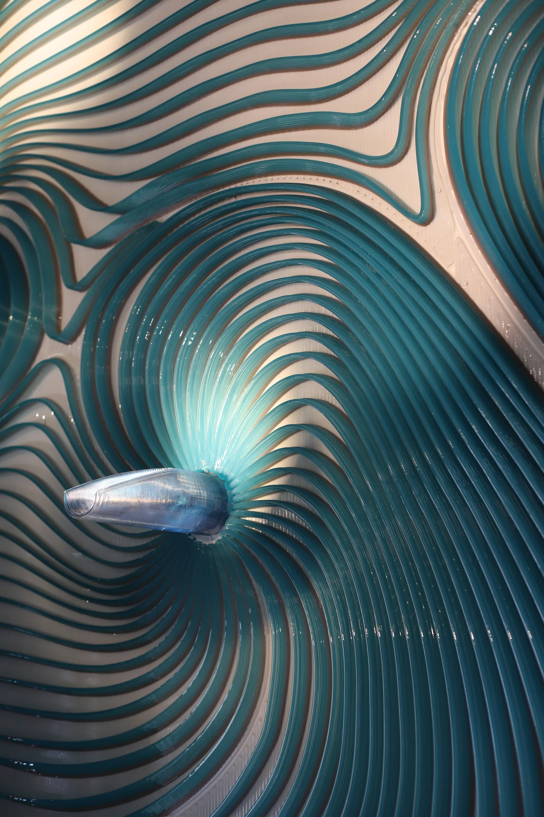 Aqua Lamp, Nagami (2025) — image 9 of 10