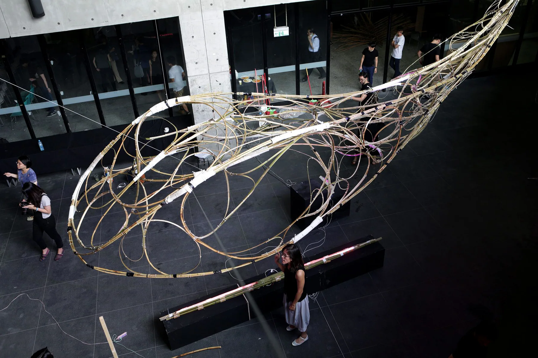 Offshore Bezier, Dezact Extra Fabrica, Taipei (2015)