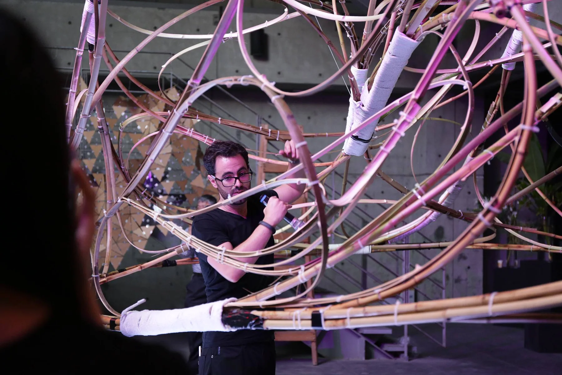 Offshore Bezier, Dezact Extra Fabrica, Taipei (2015) — image 4 of 9