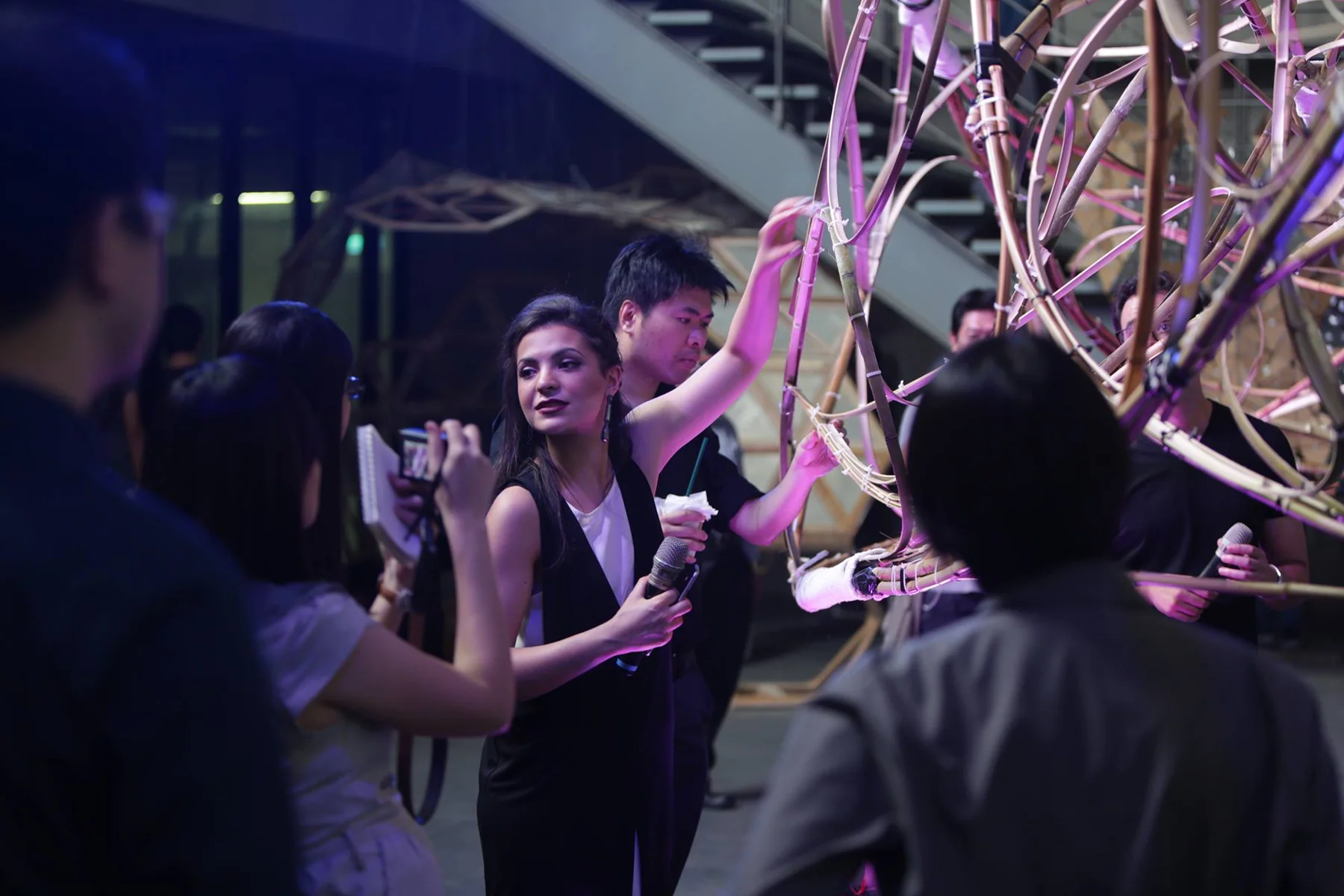 Offshore Bezier, Dezact Extra Fabrica, Taipei (2015) — image 5 of 9