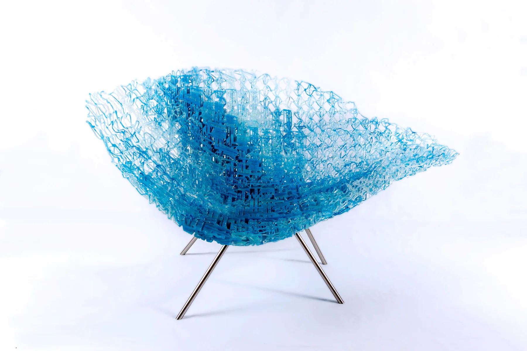 Ogonori chaise-longue (2017) — image 2 of 6