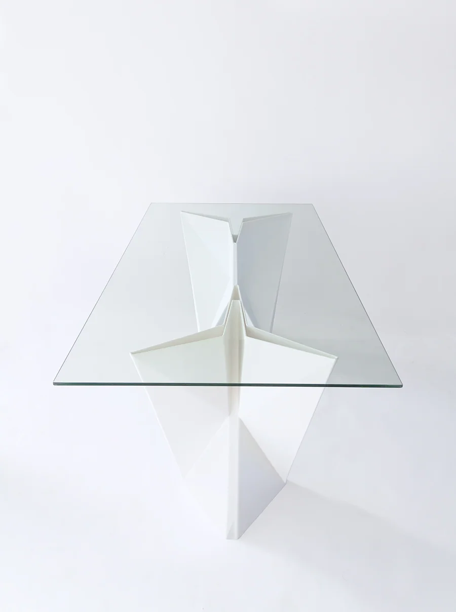 Styla Table (2020) — image 2 of 9