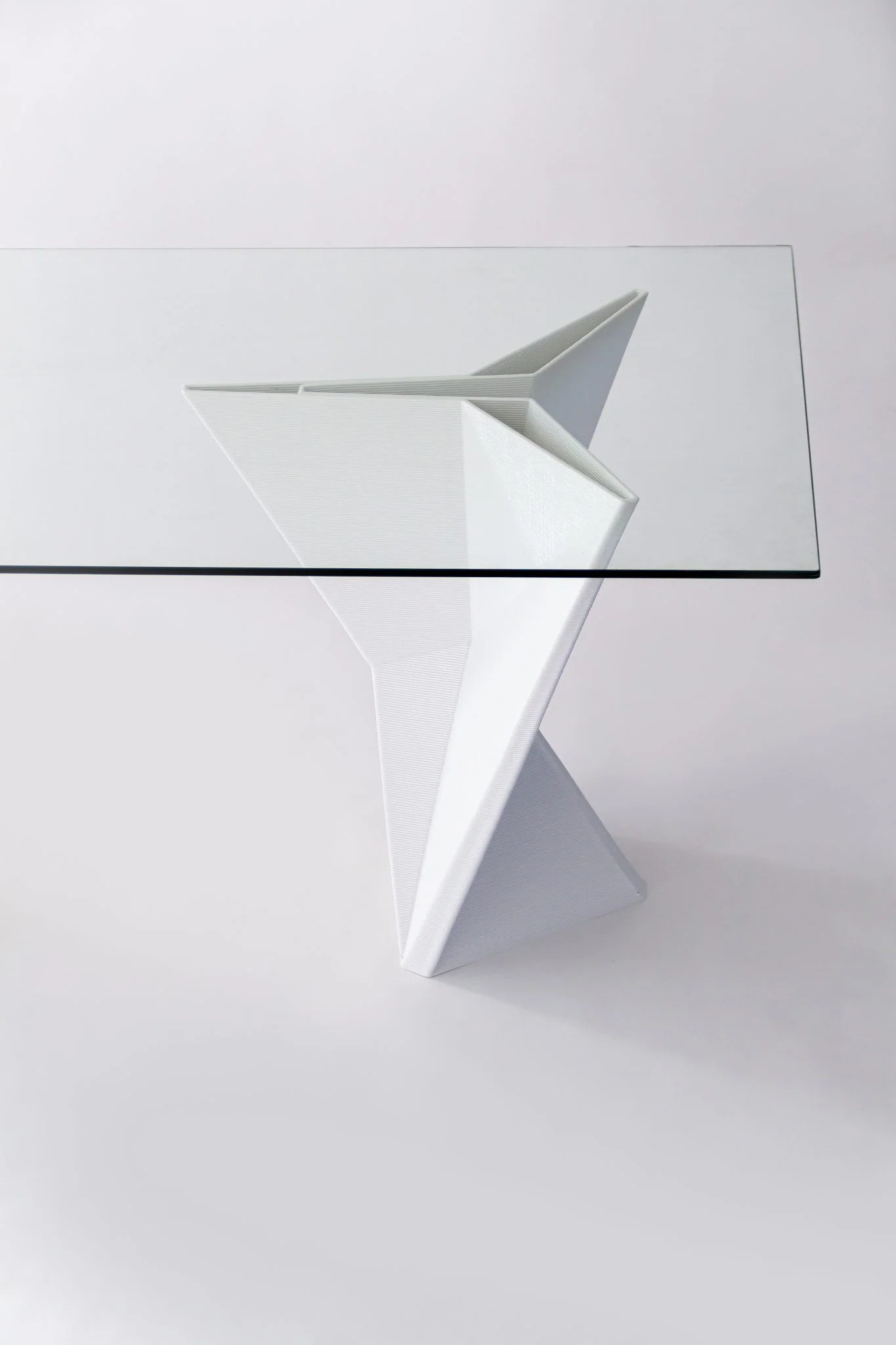 Styla Table (2020) — image 4 of 9
