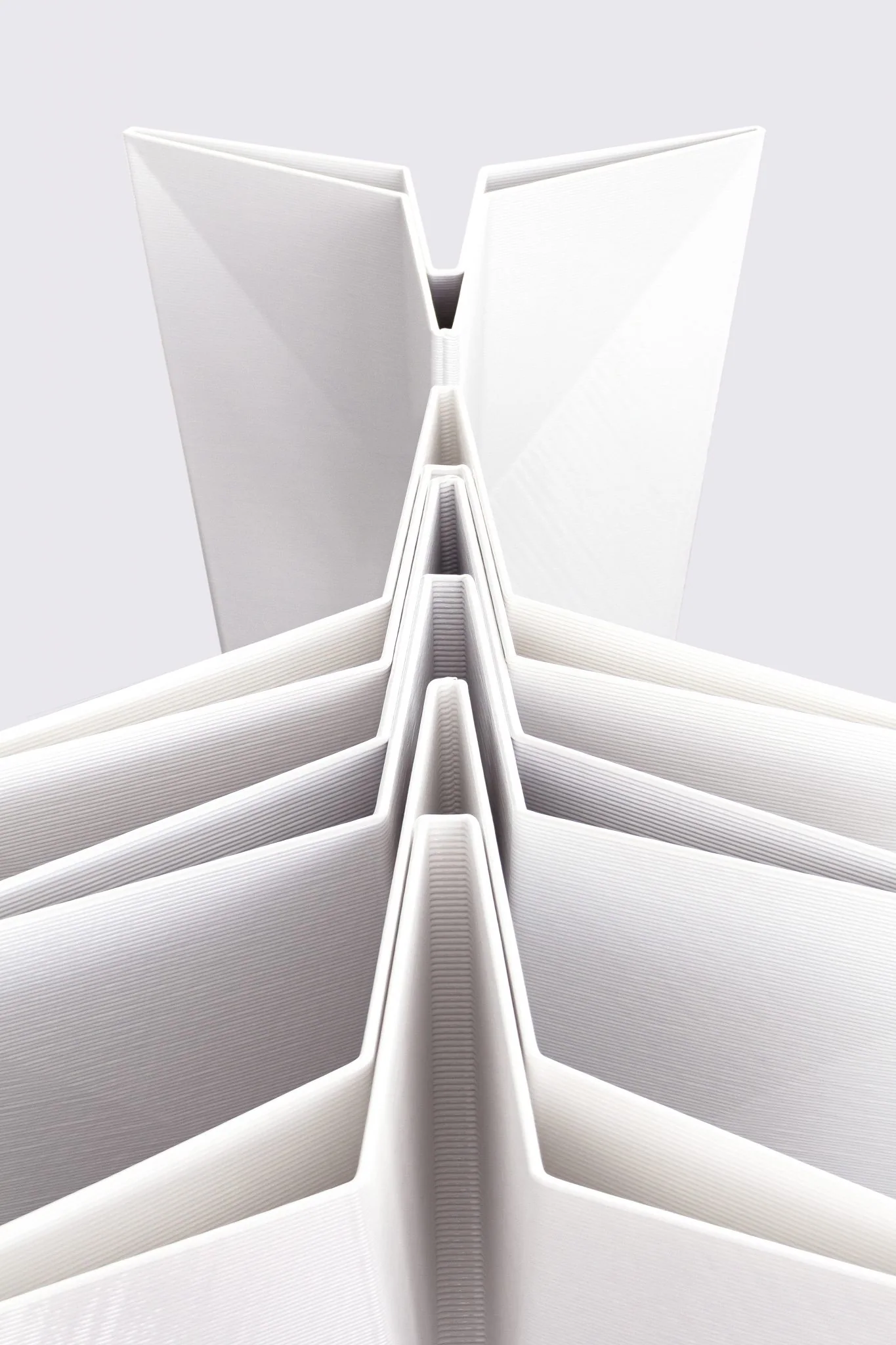 Styla Table (2020) — image 6 of 9