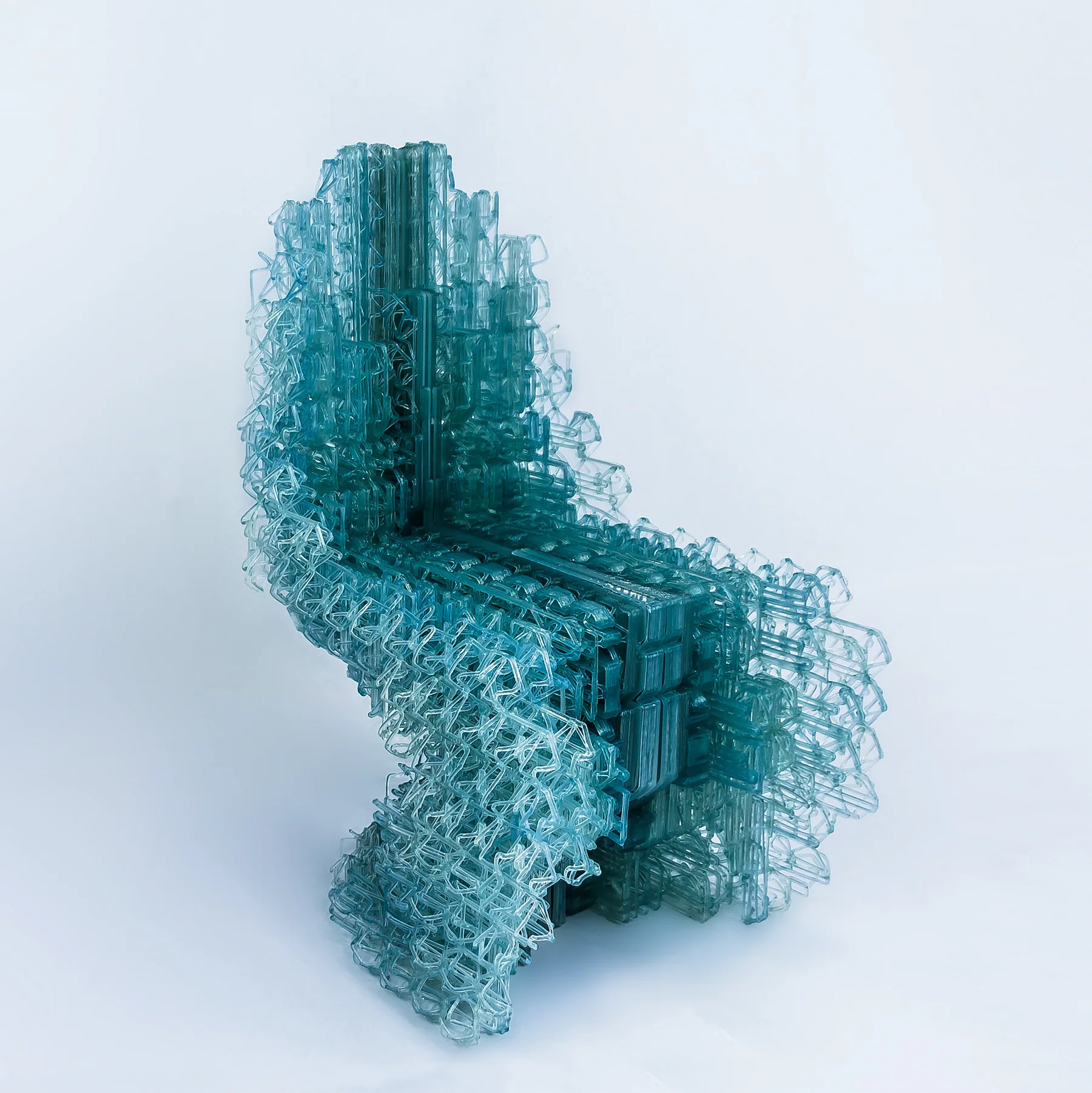 VoxelChair v1.0, Robotically 3D printed plastic chair (2017) — image 2 of 9